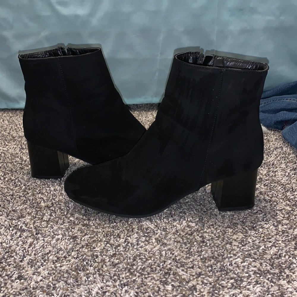 Black 2” boots